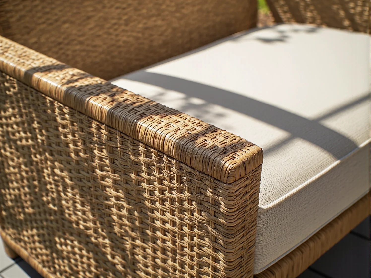 Stylowy zestaw mebli ogrodowych z eko tworzyw jako opłacalna inwestycja.